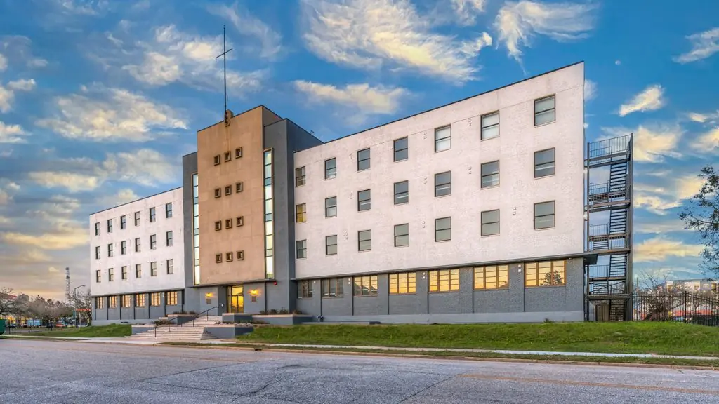The Gateway Apartments - View 12