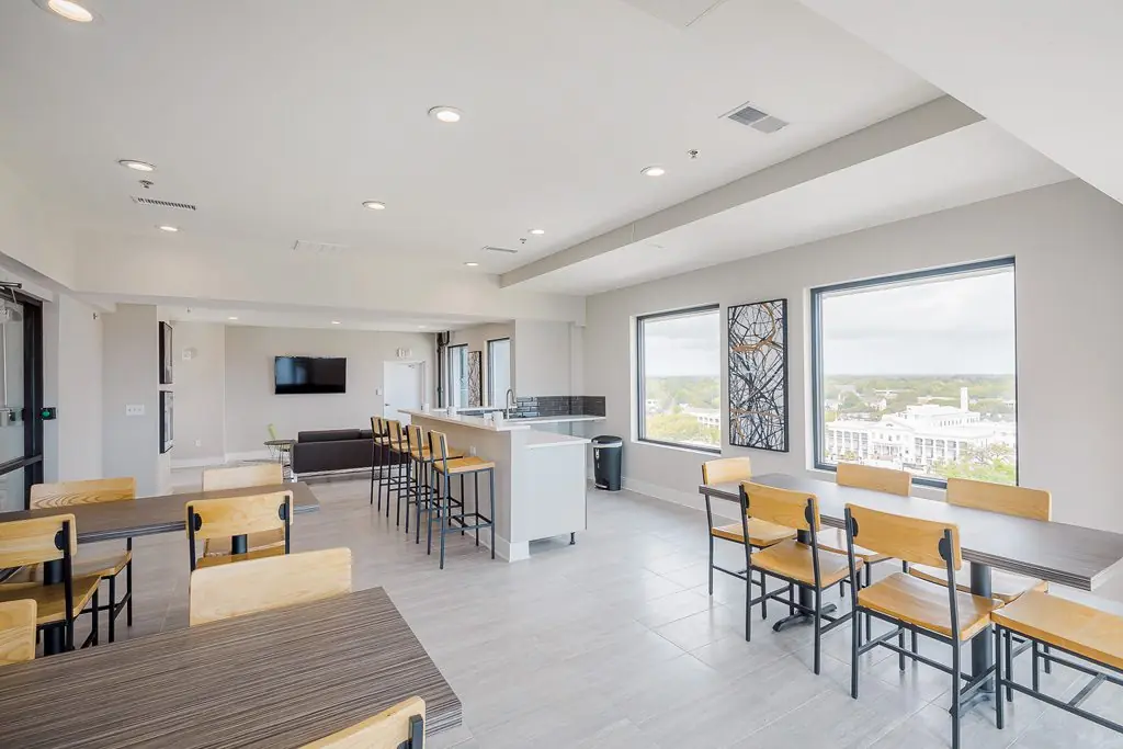Michael Apartments - View 4