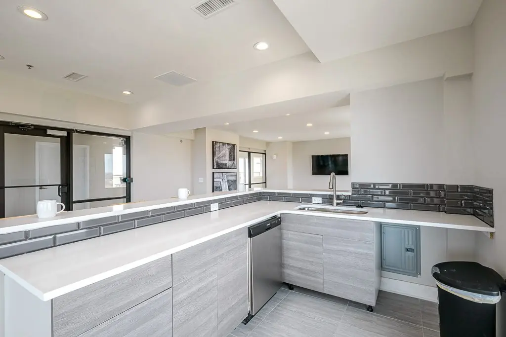 Michael Apartments - View 8